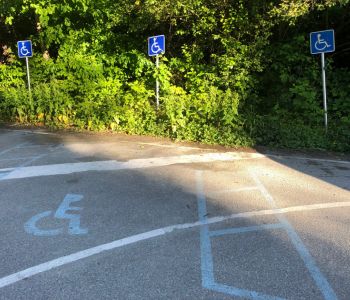 Behindertenparkplatz