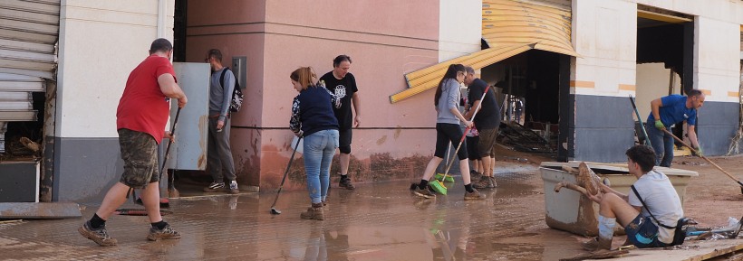 A Valencia, la DANA continua impactar enormemente a las personas con movilidad reducida.