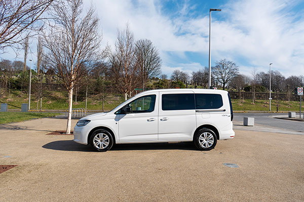 Volkswagen Caddy Vista RE 01