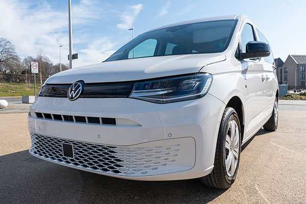 Volkswagen Caddy Vista RE 06