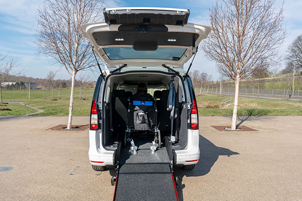 Volkswagen Caddy Vista RE 24