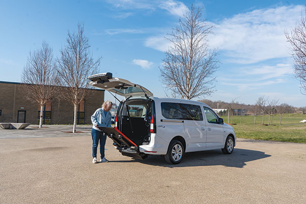 Volkswagen Caddy Vista RE 27