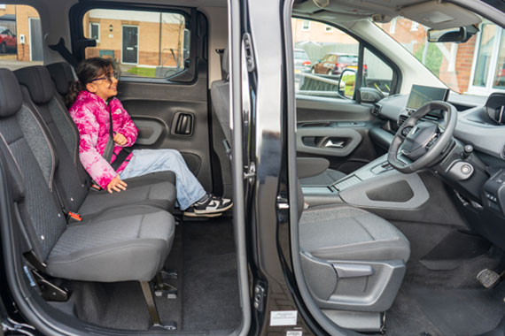 06 eHorizon interior