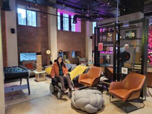 moxy hotel (2)