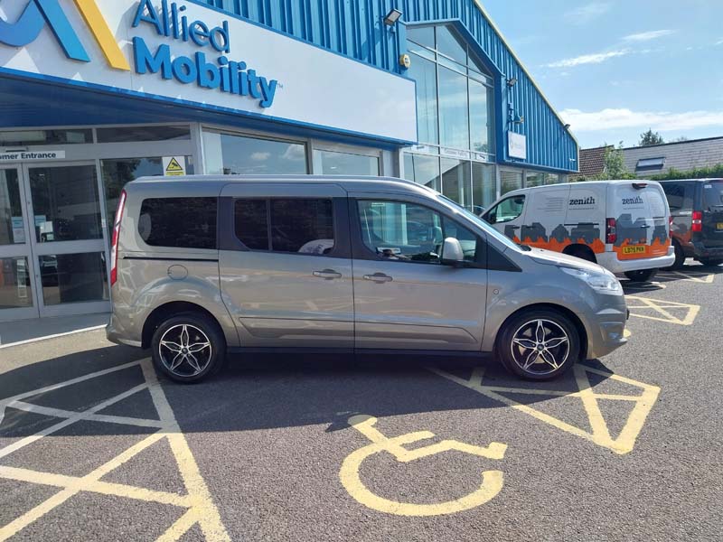 Ford Tourneo Connect BC18SPV