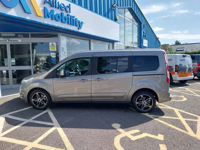 Ford Tourneo Connect BC18SPV
