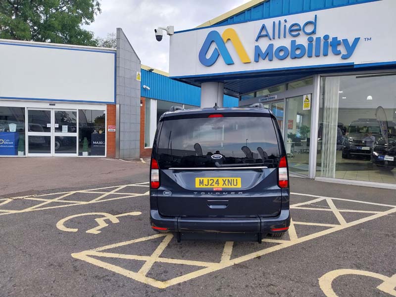 Ford Tourneo Connect MJ24XNU