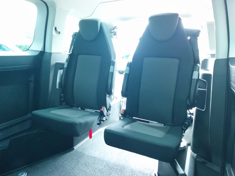 Ford Tourneo Connect MJ24XNU