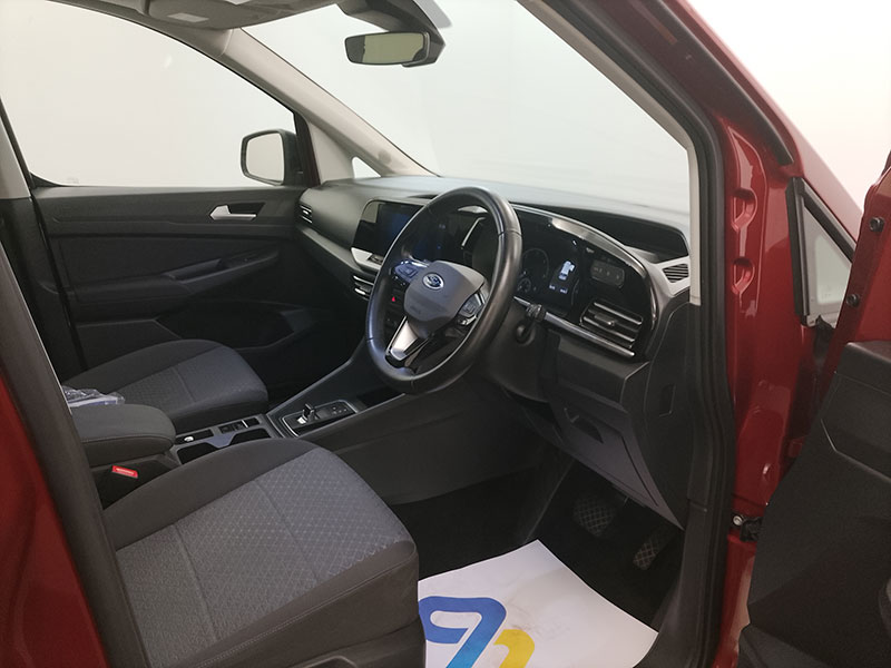 Ford Connect Grand RX74DWY