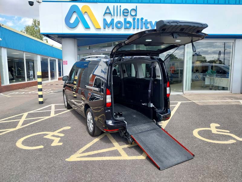 Ford Grand Freedom RE