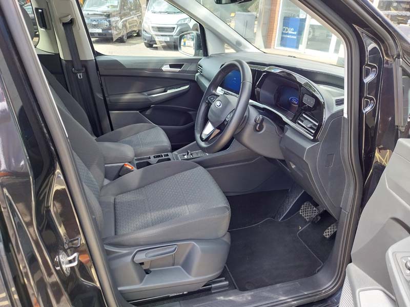 Ford Grand Freedom RE