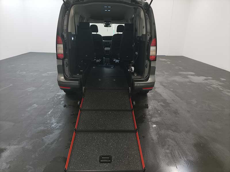 Ford Grand Freedom RE SB73CME