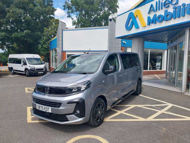 Vauxhall Venture RE