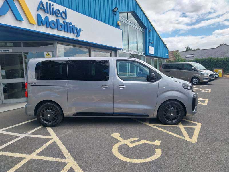 Vauxhall Venture RE