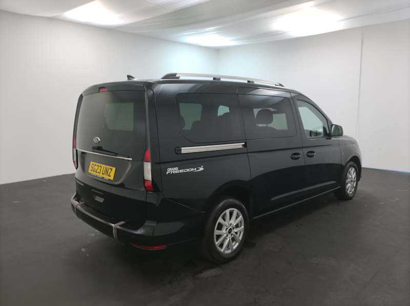 Ford Freedom Grand RS
