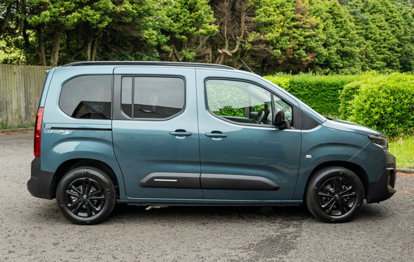Side of Citroen Lunar
