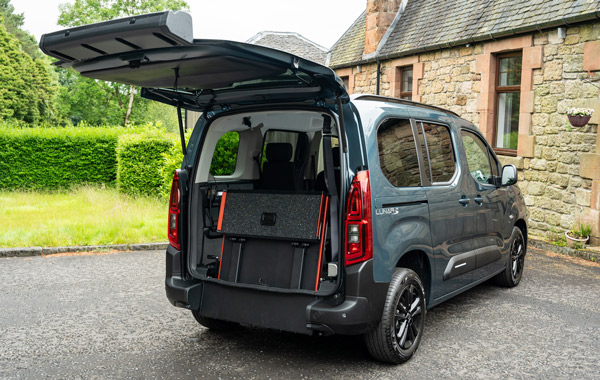Back three quarters of Citroen Lunar with tailgate open and ramp up