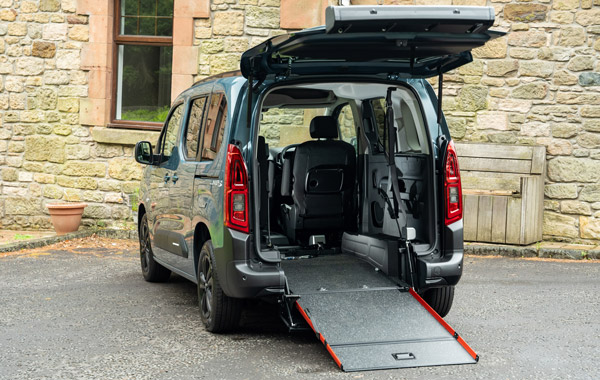 Back three quarters of Citroen Lunar with tailgate open and ramp down