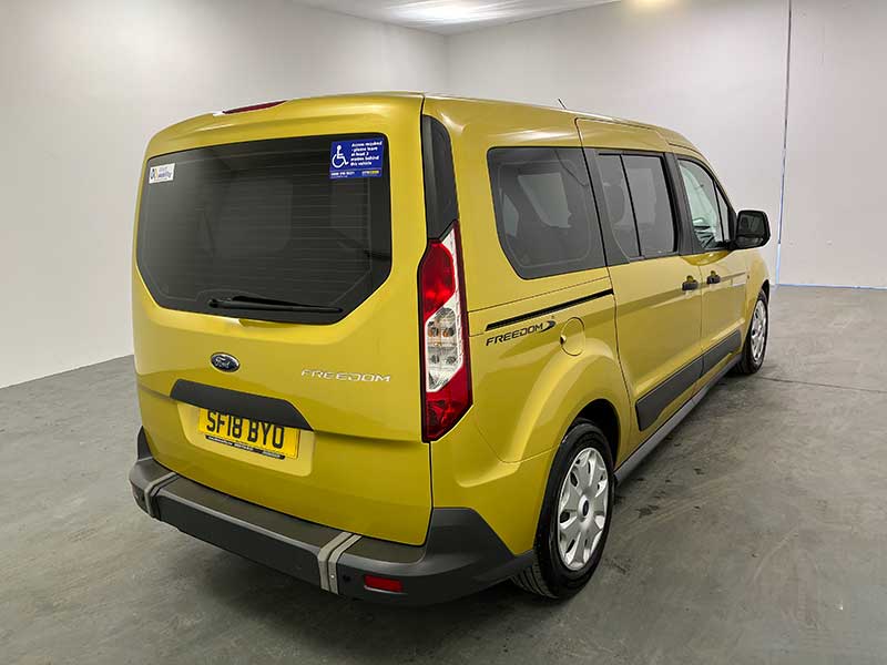 Ford Grand Freedom RS