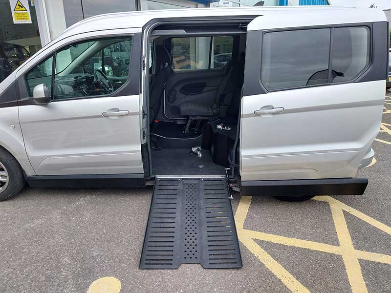 Ford Grand Connect