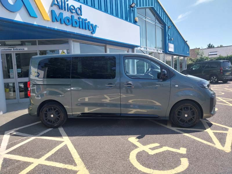 Vauxhall Venture RE